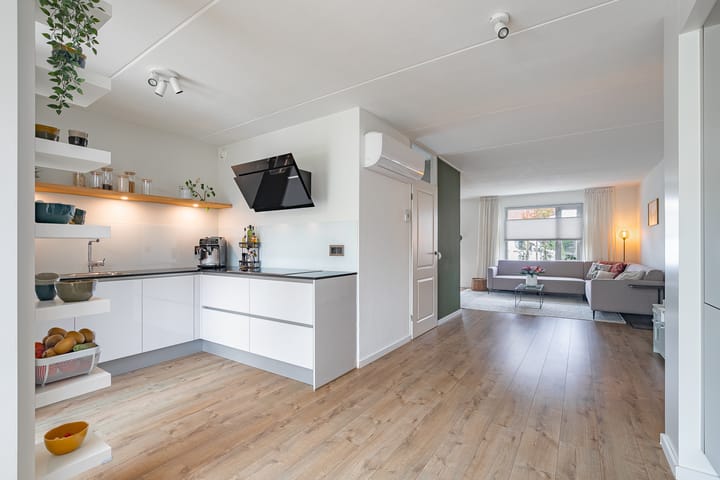 Foto 8 van Marsstraat 20