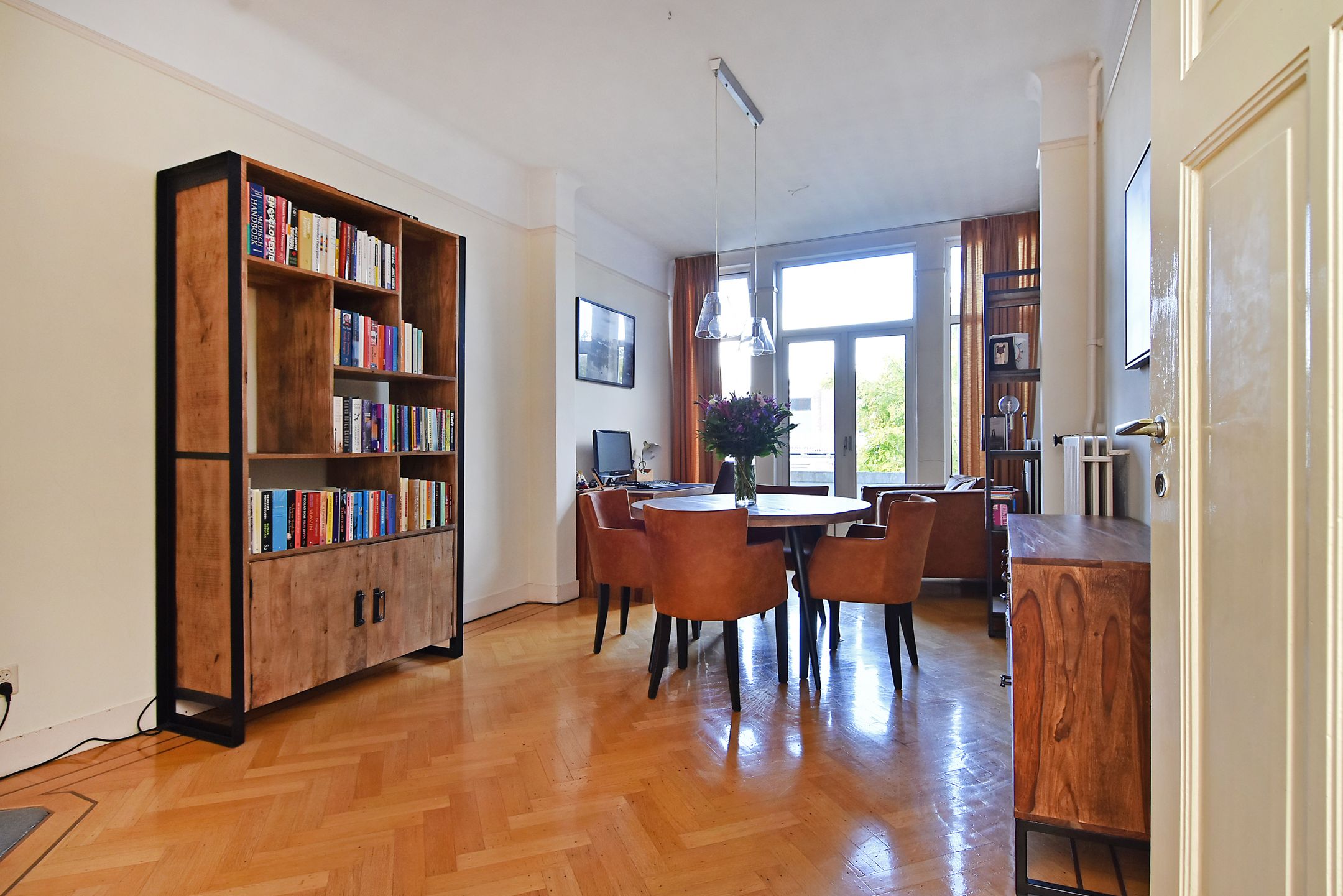 Photo 3 of Groot Hertoginnelaan 59-B