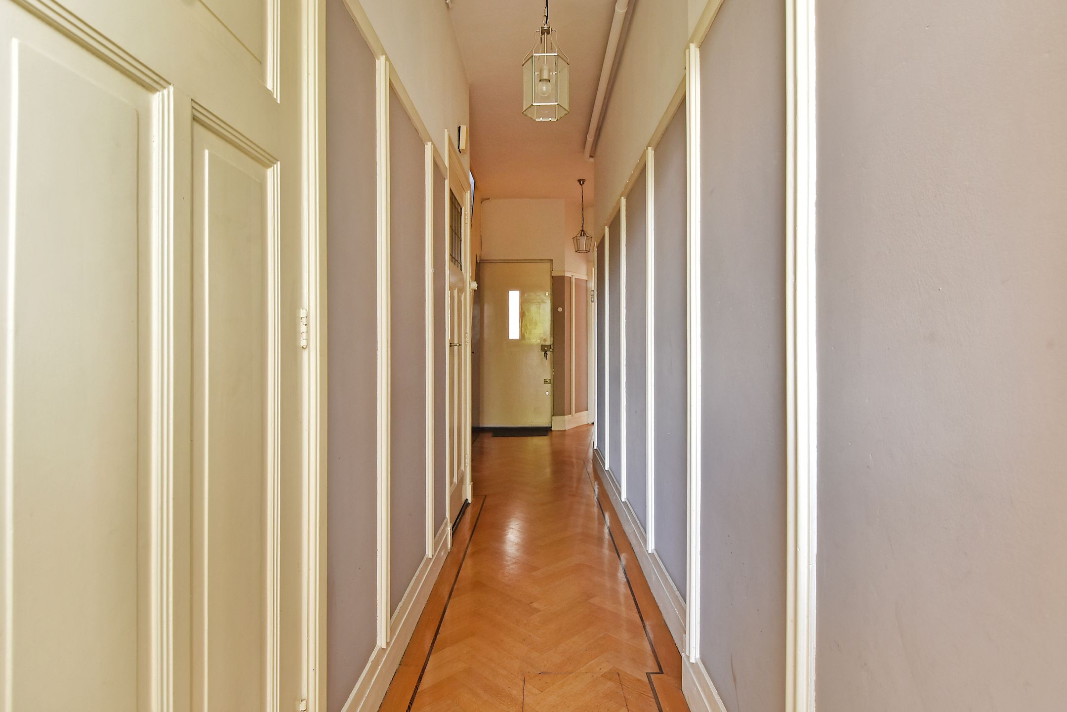 Photo 18 of Groot Hertoginnelaan 59-B