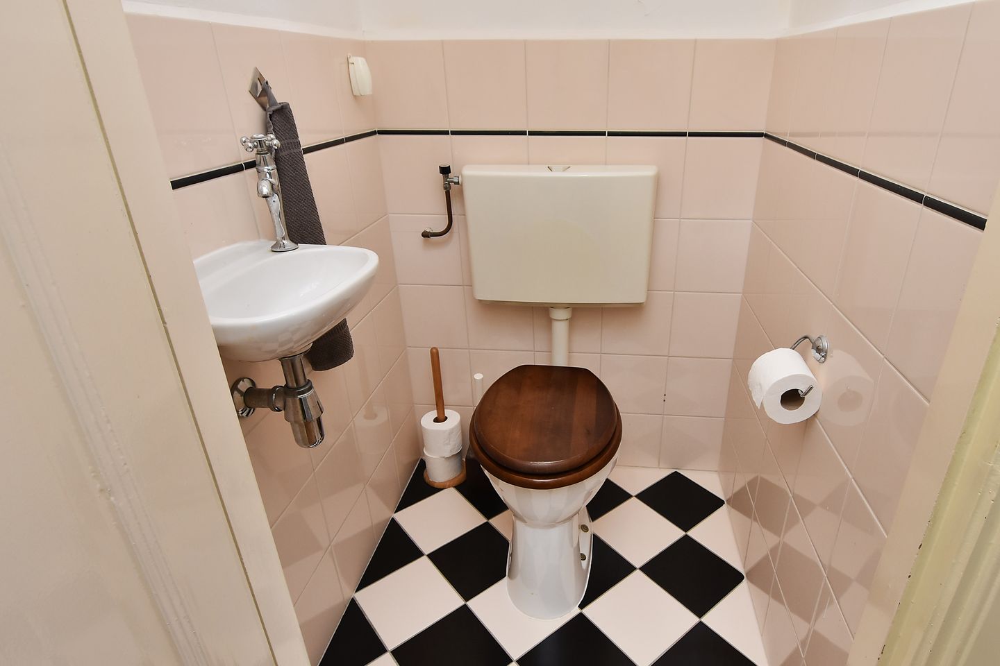 Photo 29 of Groot Hertoginnelaan 59-B