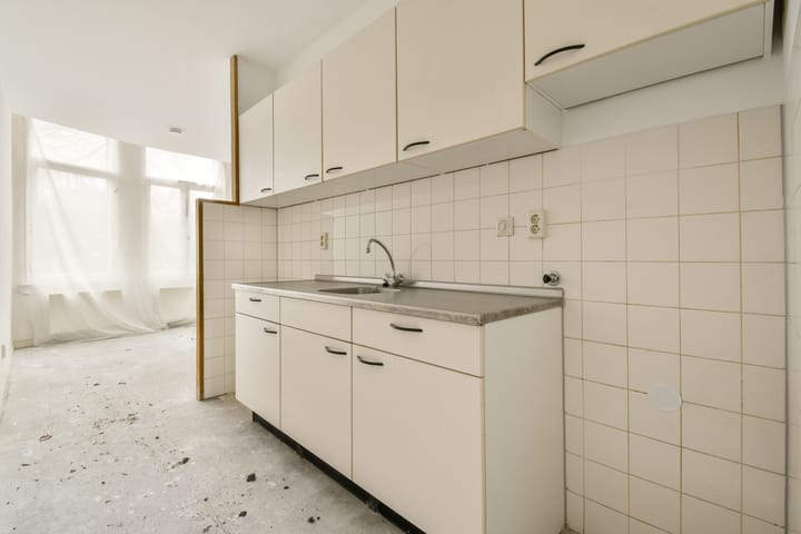 Photo 5 of Spaarndammerstraat 28-A