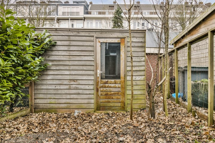 Photo 11 of Spaarndammerstraat 28-A