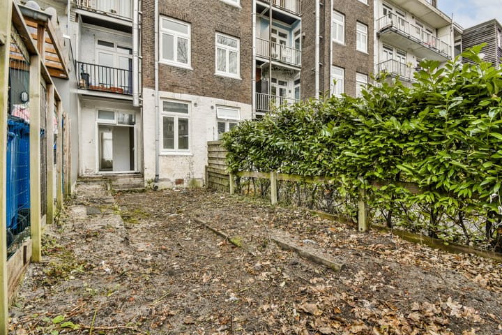 Photo 13 of Spaarndammerstraat 28-A