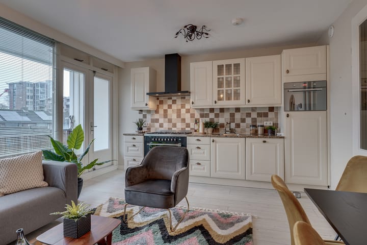 Foto 12 van Cassandraplein 5-12