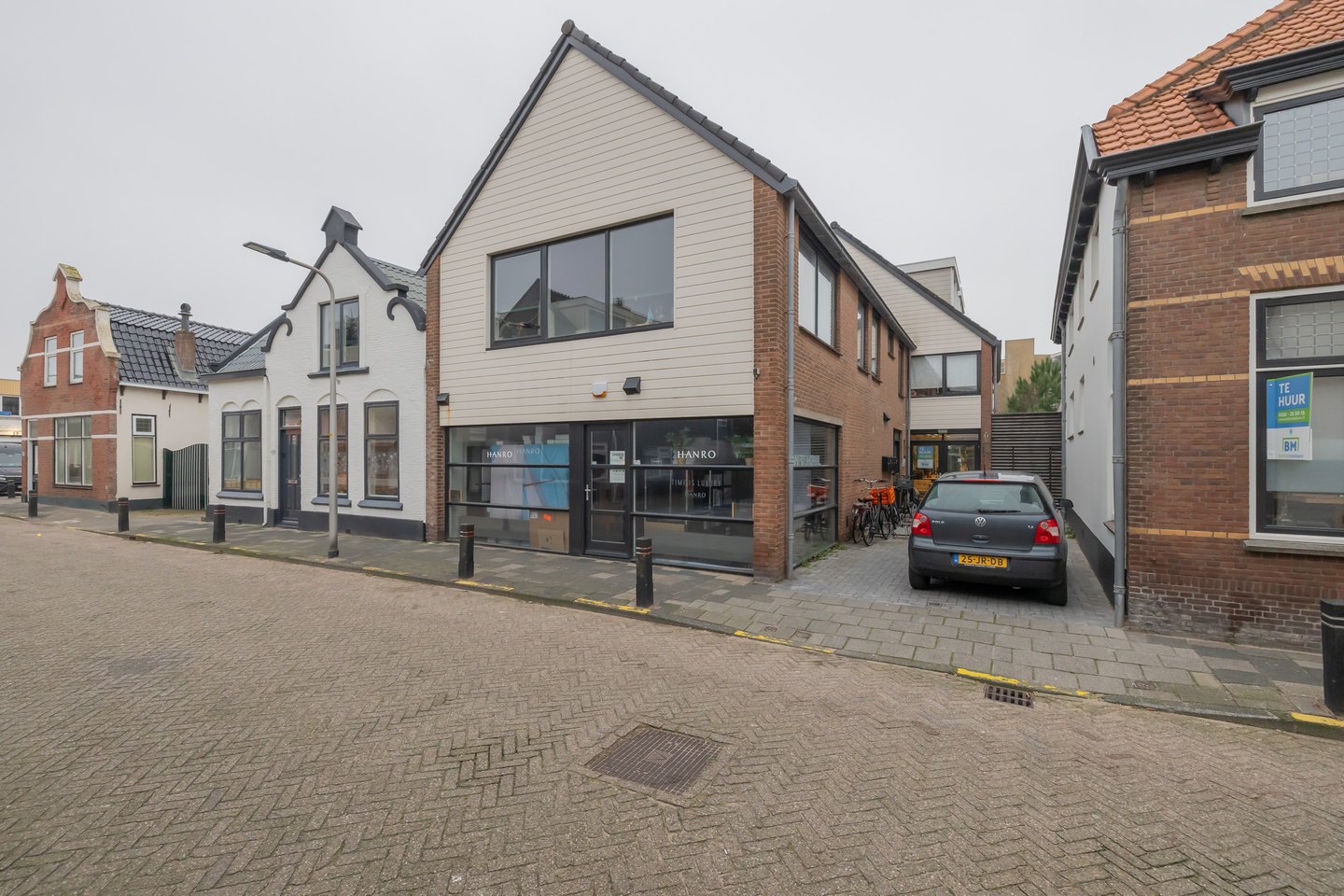 Bekijk foto 1 van Schoolstraat 68