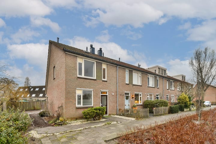 Foto 1 van Bloemenschans 2