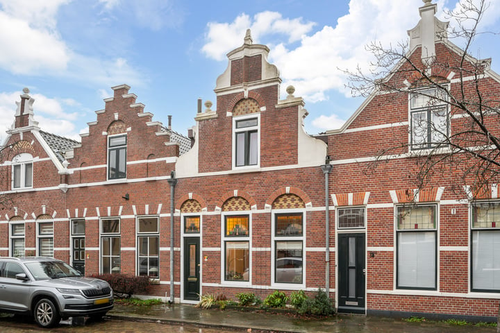 View photo 1 of Arnold Hoogvlietstraat 40