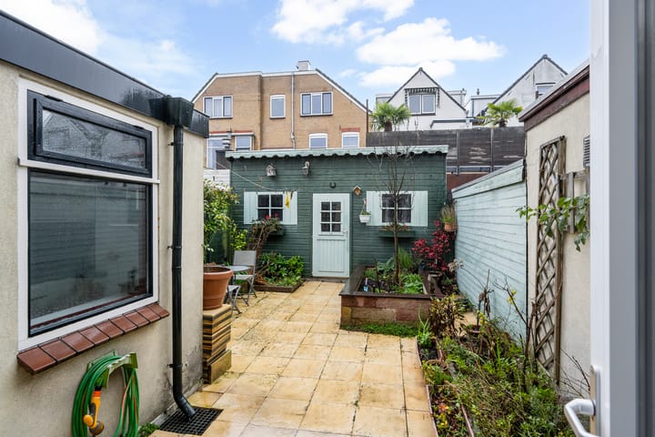 Photo 21 of Arnold Hoogvlietstraat 40