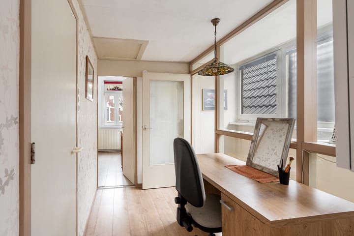 Photo 23 of Arnold Hoogvlietstraat 40