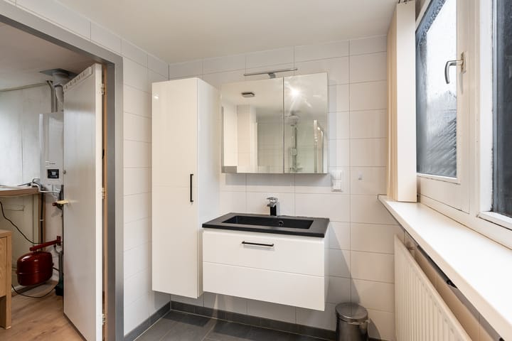 Photo 34 of Arnold Hoogvlietstraat 40