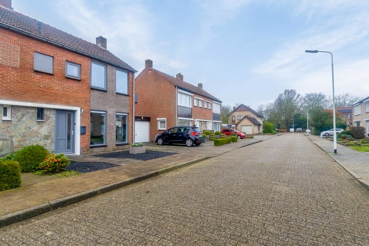 Foto 23 van Elzasstraat 6