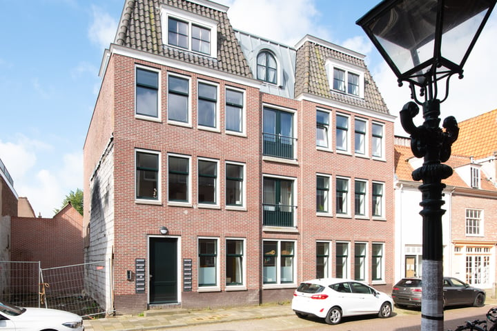 View photo 1 of Breedstraat 37-B