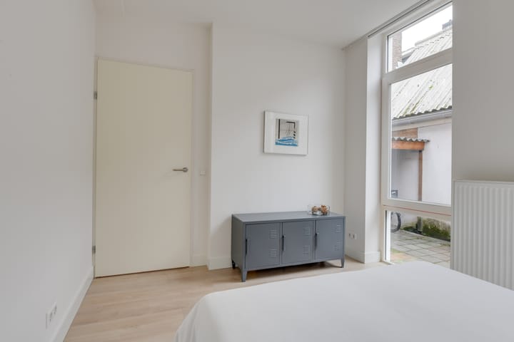 Foto 14 van Breedstraat 37-B