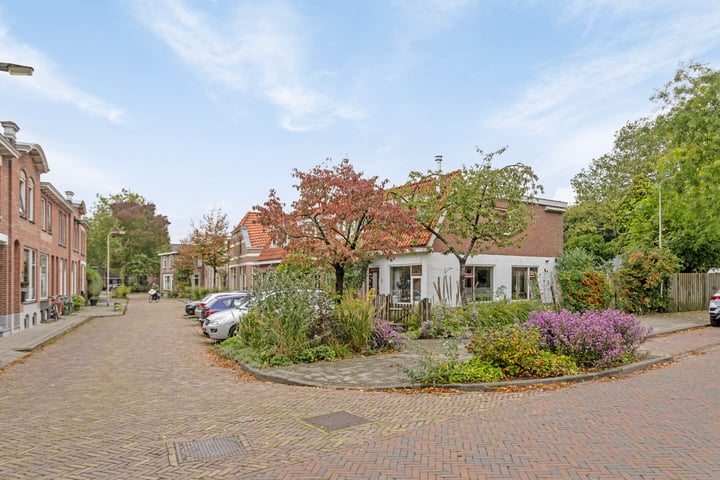 Bekijk foto 1 van Lagestraat 30