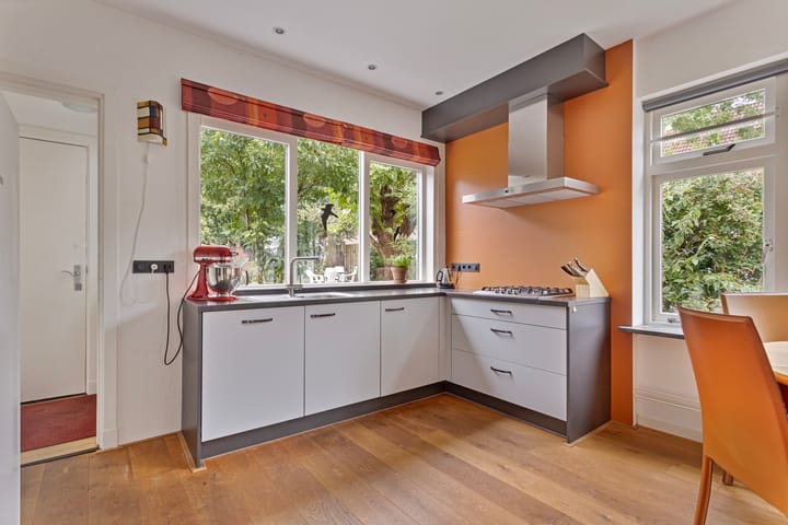 Foto 8 van Lagestraat 30