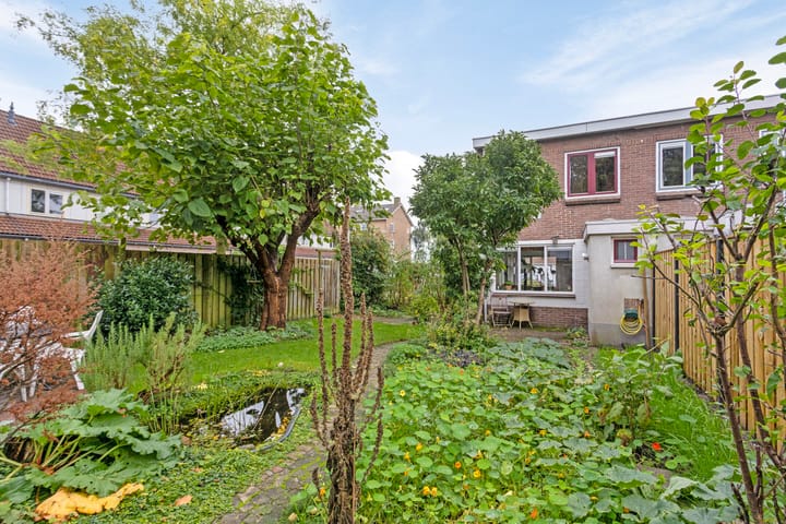 Foto 18 van Lagestraat 30