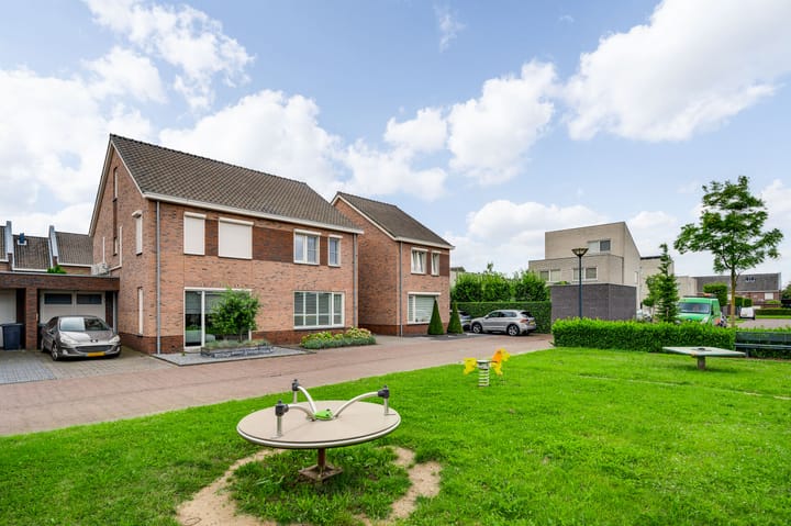 Foto 2 van Eikenskamphof 4