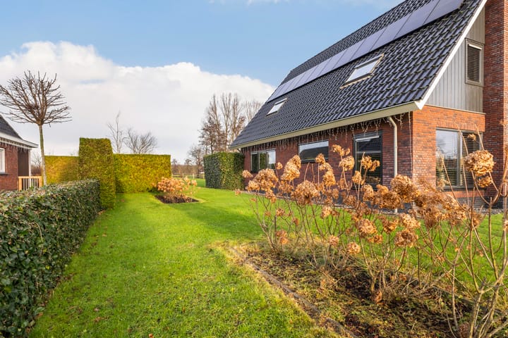 Photo 43 of Pieter Durksstrjitte 42-A