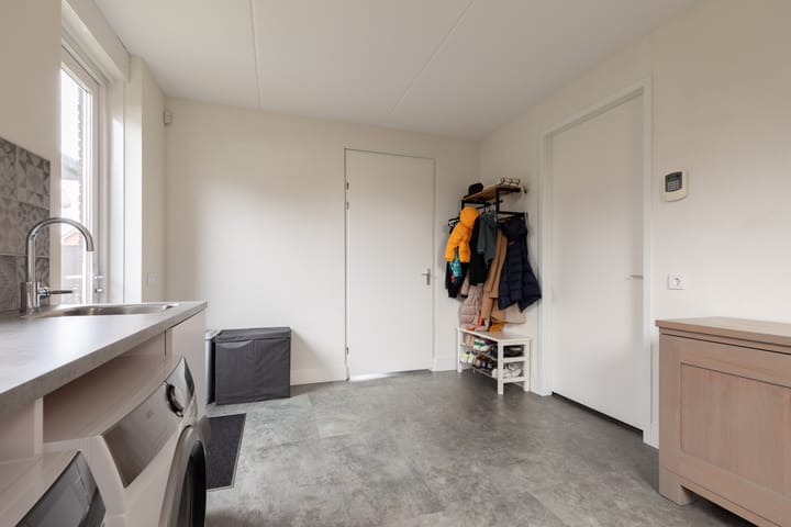 Foto 20 van Van Houtenlaan 2