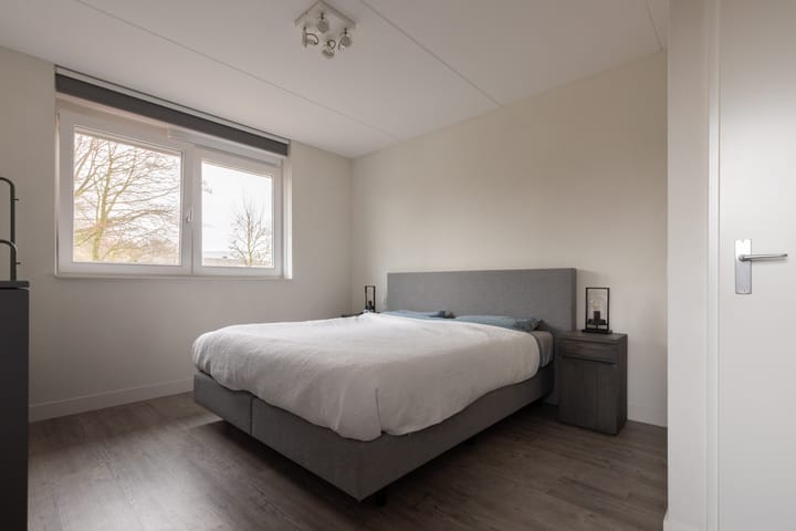 Foto 24 van Van Houtenlaan 2