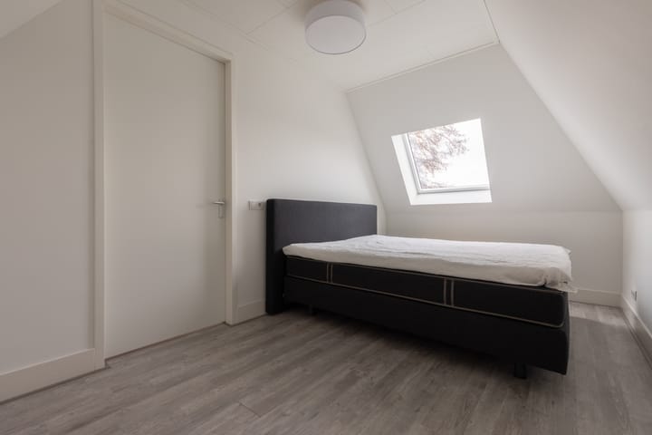 Foto 39 van Van Houtenlaan 2