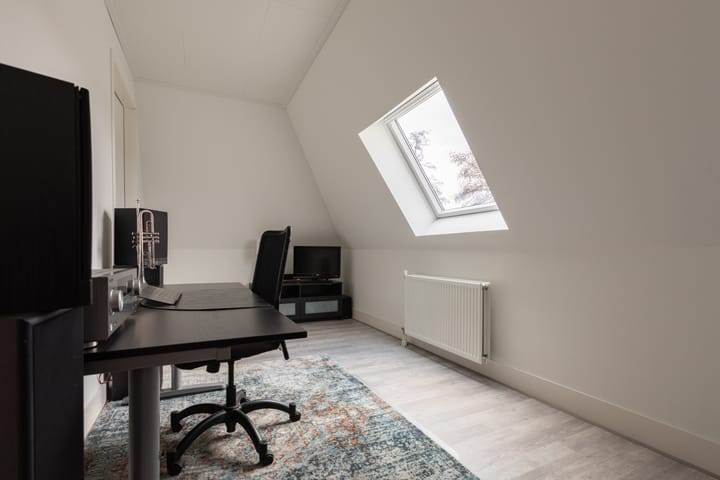 Foto 40 van Van Houtenlaan 2