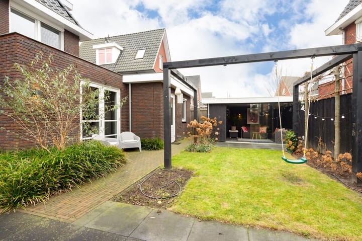 Foto 43 van Van Houtenlaan 2