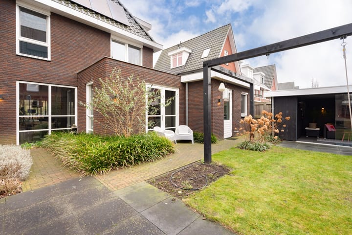 Foto 45 van Van Houtenlaan 2