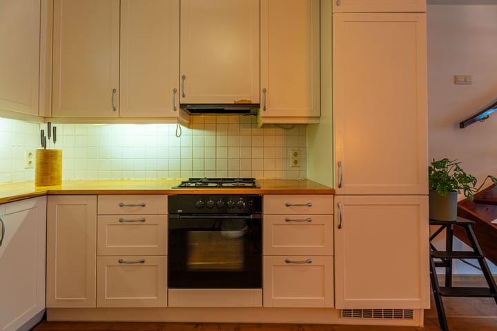 Foto 8 van Leliestraat 44