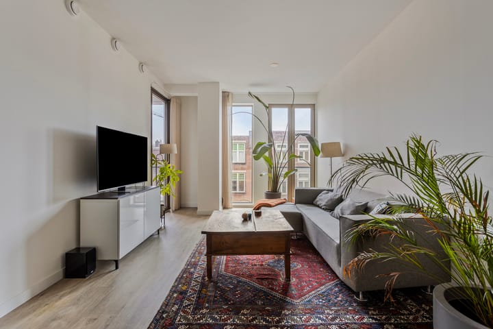 Foto 5 van Emmaplein 67