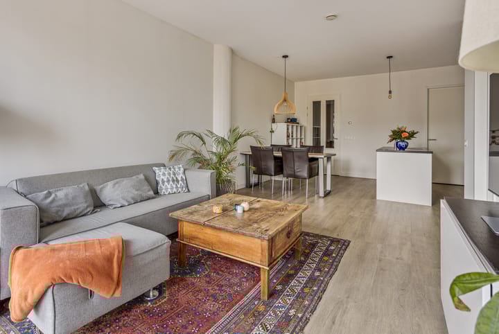 Foto 6 van Emmaplein 67