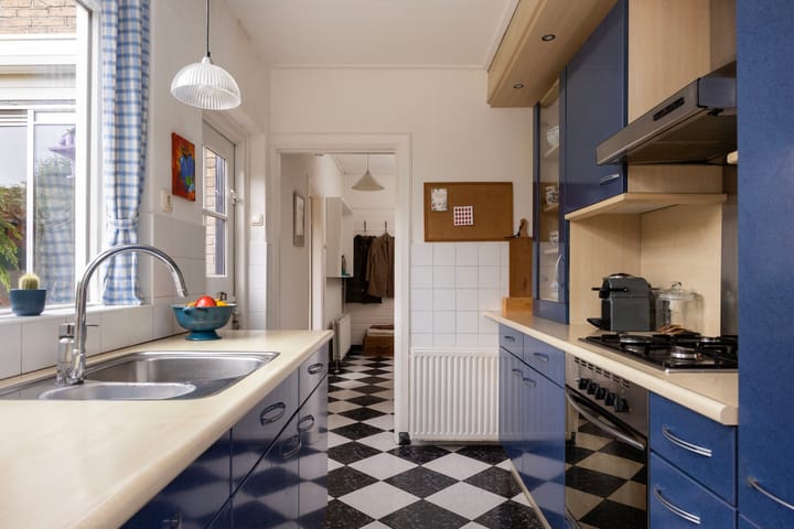 Foto 19 van van Ostadestraat 21