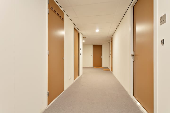 Foto 23 van Emmaplein 67