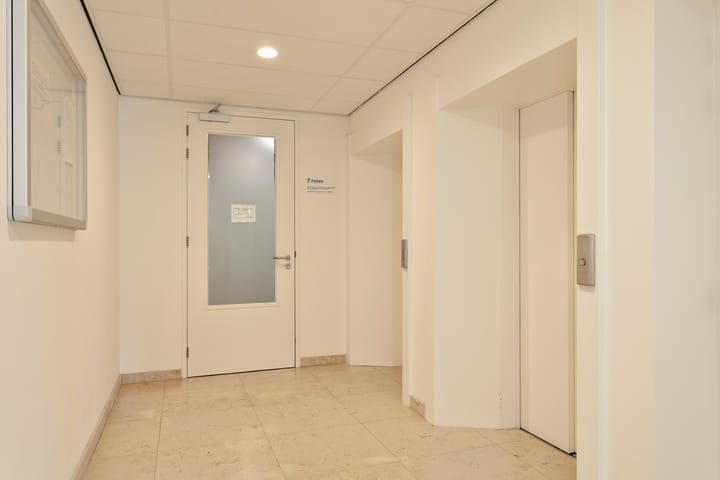 Foto 24 van Emmaplein 67