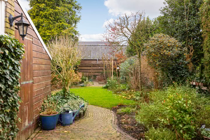 Foto 28 van van Ostadestraat 21