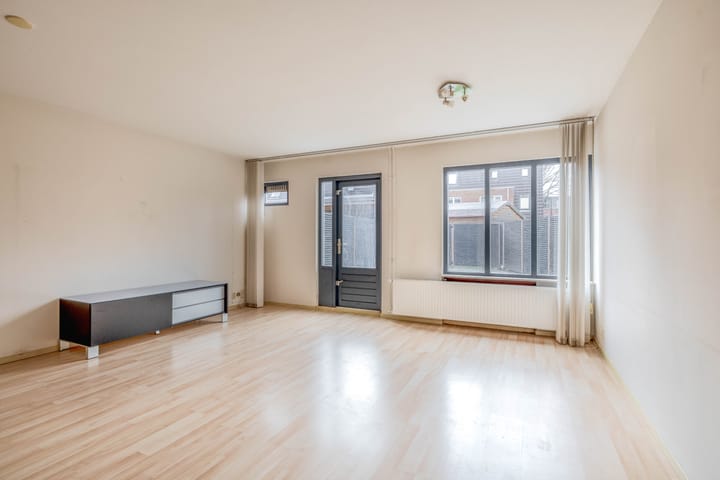 Foto 2 van Izmirerf 13