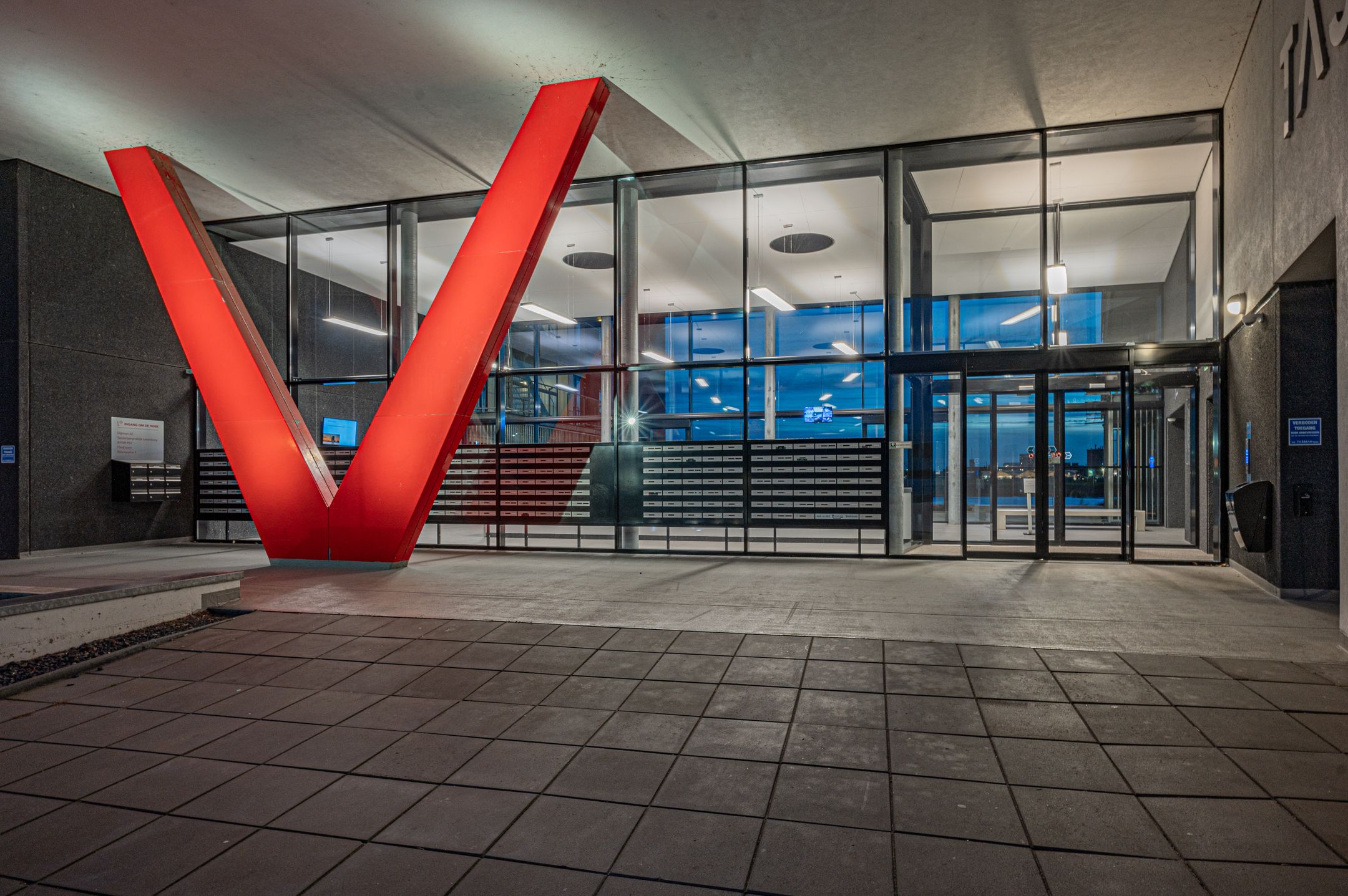 Photo 63 of Regattaweg 420