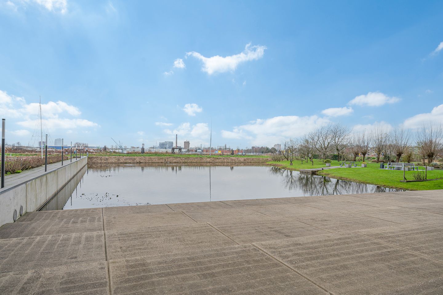 Photo 70 of Regattaweg 420