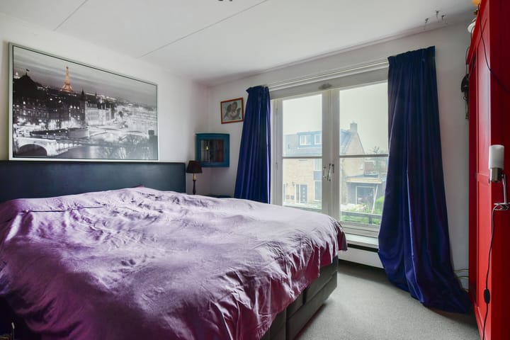 Foto 14 van Van Leeuwenhoekstraat 2