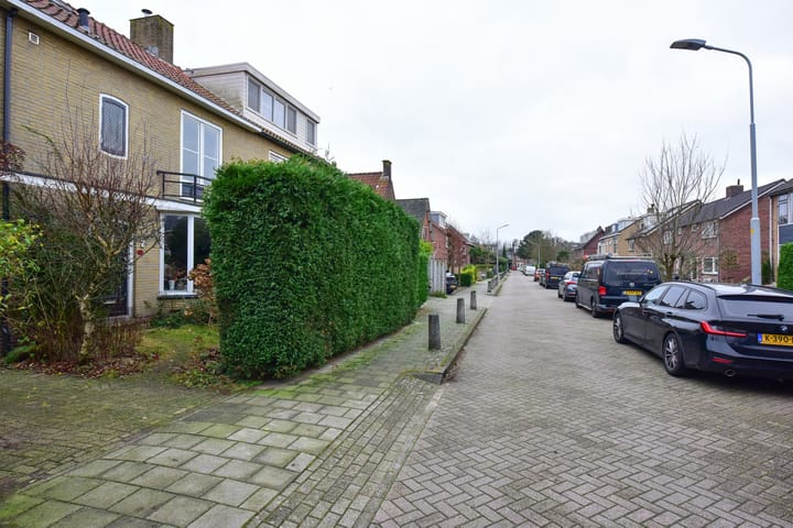 Foto 29 van Van Leeuwenhoekstraat 2