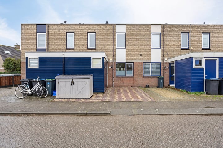 Bekijk foto 1 van Heeswijkstraat 3