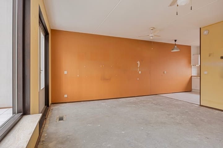 Photo 9 of Heeswijkstraat 3