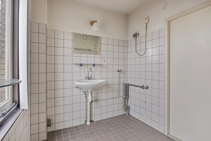 Photo 27 of Heeswijkstraat 3