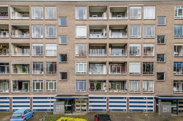 Photo 6 of Parelmoerhorst 328