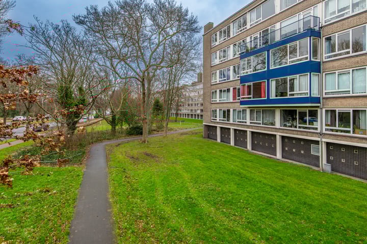 Photo 11 of Parelmoerhorst 328