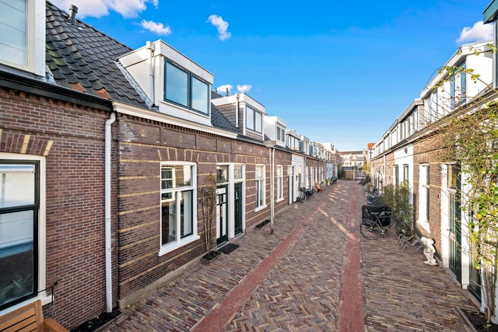 Bekijk foto 3 van Anna Beijerstraat 3