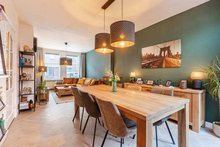 Foto 2 van Oscar Leeuwstraat 18