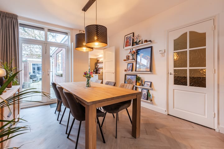 Photo 8 of Oscar Leeuwstraat 18