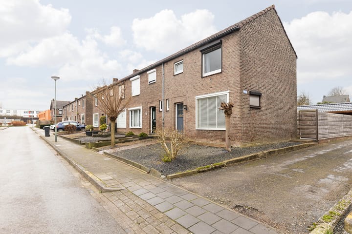 Foto 6 van Tiendstraat 58