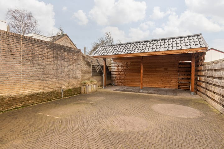 Foto 25 van Tiendstraat 58